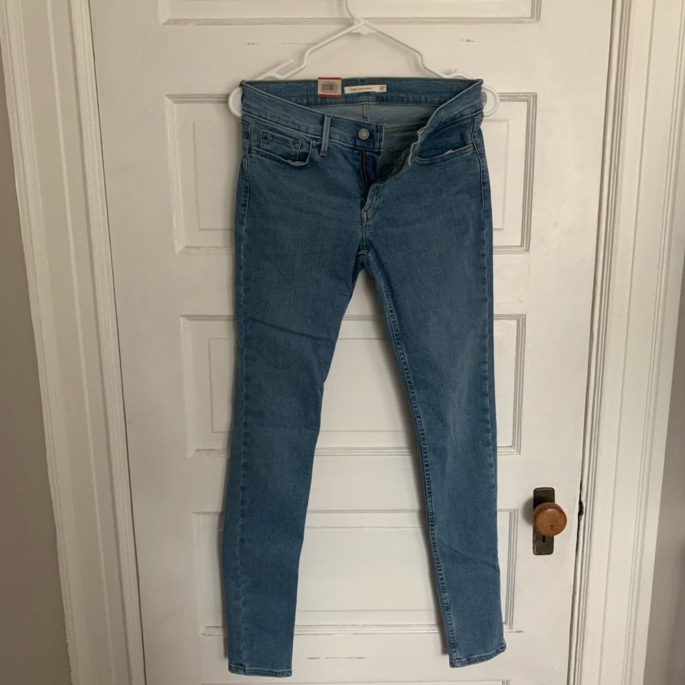 Levi’s 710 Super Skinny Jeans